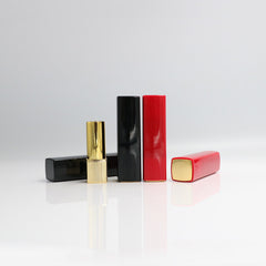 Lippenstift (Bitte kontaktieren Sie mich für eine individuelle Anpassung.) LOGO kann gedruckt werden.