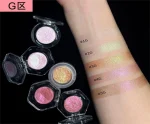 Duochrome eyeshadow with vibrant shimmer and color transition