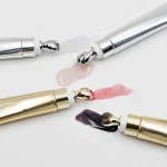 Lightweight lip oil beauty product