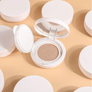 Blended complexion base with a soft skin-like appearance