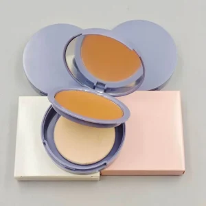 Evenly compressed beauty pigment inside a cosmetic pan