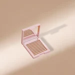 Compact glow palette with finely pressed powders for a polished makeup look