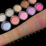 Glow makeup compact with built-in applicator