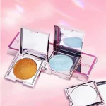Multi-tonal pressed highlighters for customized makeup application
